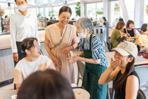 【IDEAS FOR GOOD】「PLAT UMEKITA」ウェブサイトに「注文をまちがえてもええやんカフェ」開催レポートが掲載されました