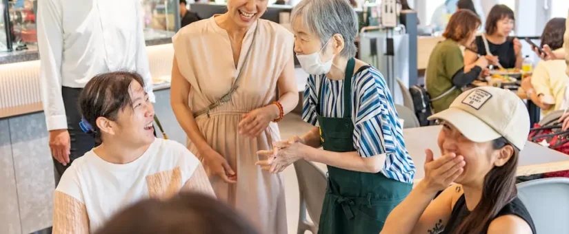 【IDEAS FOR GOOD】「PLAT UMEKITA」ウェブサイトに「注文をまちがえてもええやんカフェ」開催レポートが掲載されました