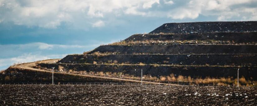 2/24 オンラインイベント「Refuturing: 循環の歴史学。素材とごみと文化から再考する、関係性のサーキュラーデザイン」を開催します